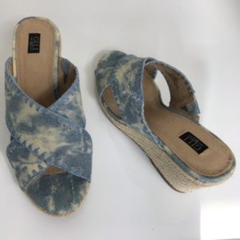 G.I.L.I. Kalani Crossband Slide Wedges - Picture 2 of 6